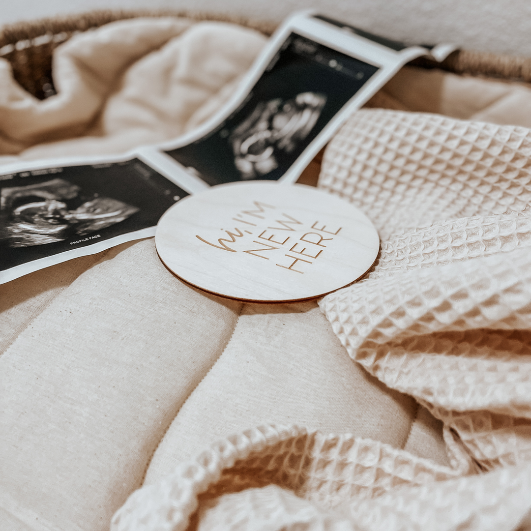 Wooden, Hi, I'm new here newborn plaque